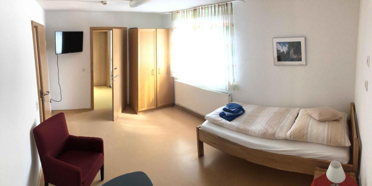 Personalwohnheim Altenpflege Foditsch Sankt Johann  エクステリア 写真